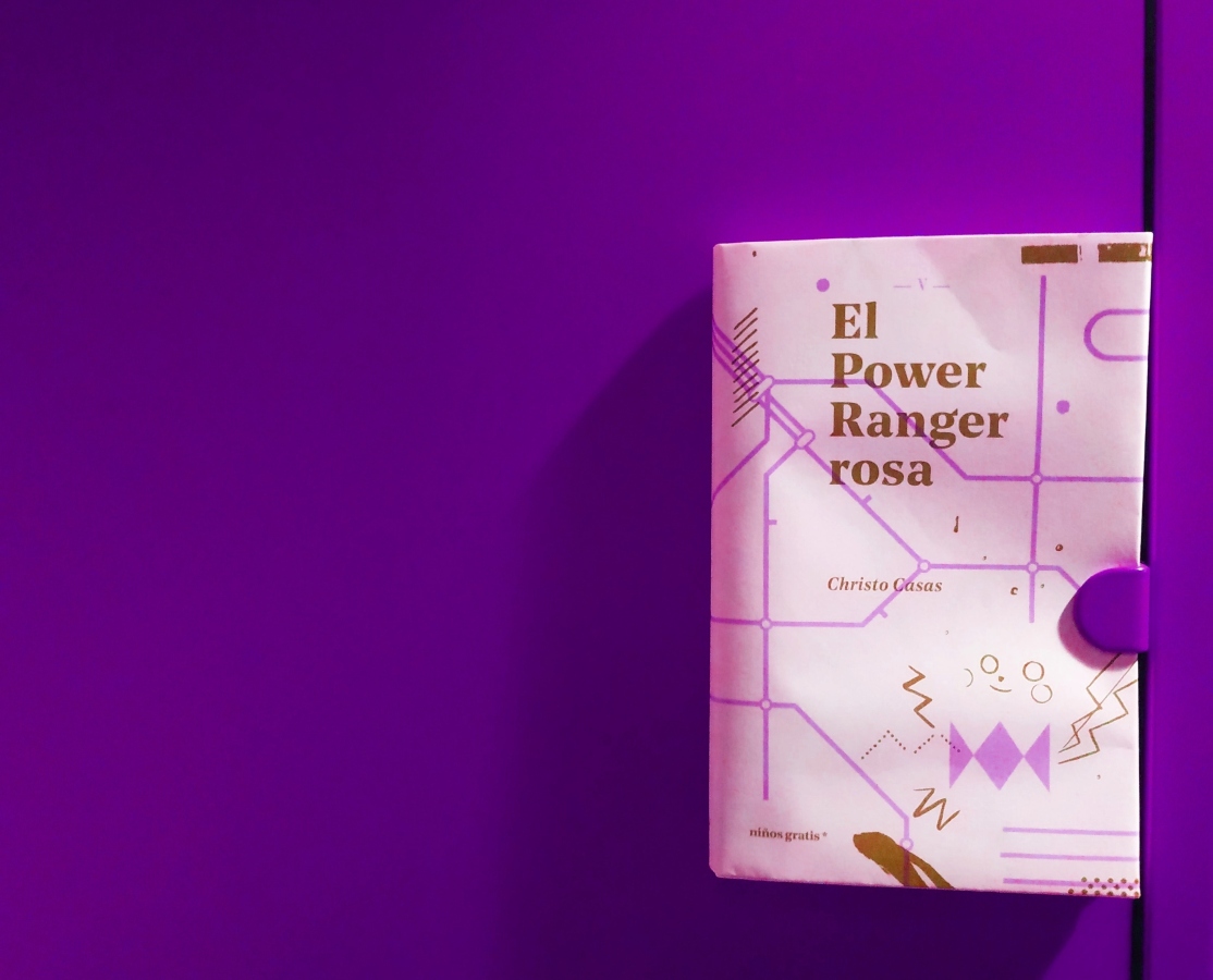 El Power Ranger rosa de Christo Casas